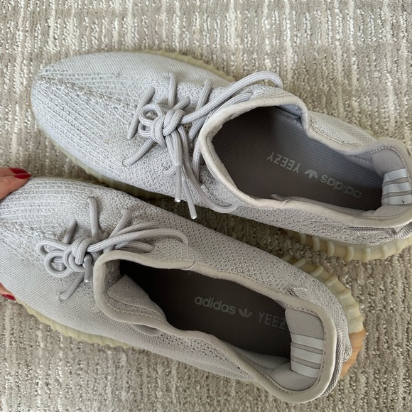 YEEZY SIZE 13 shoes ADIDAS - Picture 3 of 10